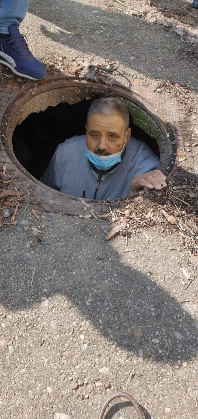 Deținutul condamnat pentru crimă a fost prins chiar în curtea spitalului de unde evadase 698565