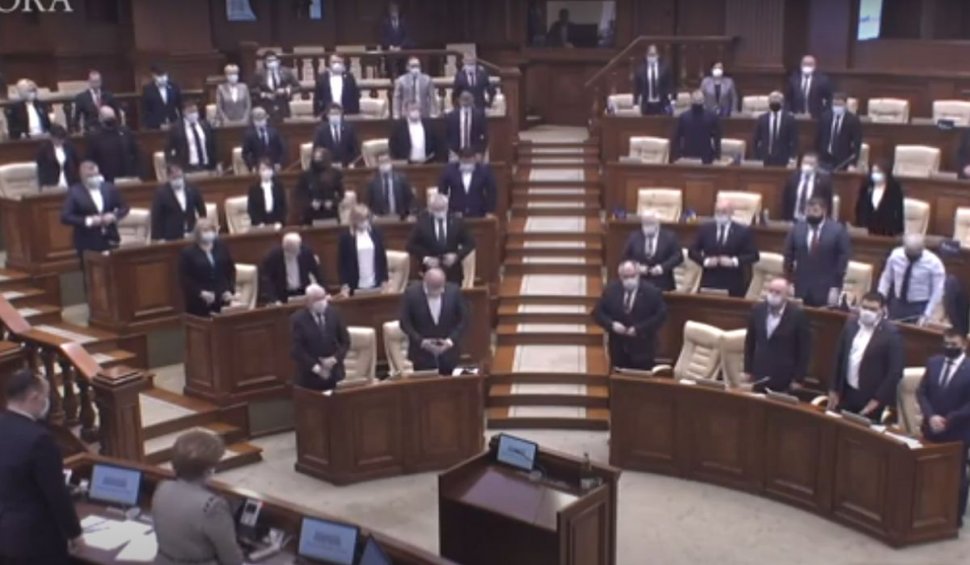 Parlamentul de la Chișinău, victima unui fake news rusesc. Moment de reculegere în memoria unui scriitor care n-a murit