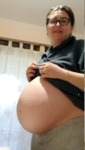 I-a murit fiica după ce medicii nu au primit-o la maternitate să nască: "Au venit mămici cu cordonul ieşit, doar nu o să moară la tine" 698874