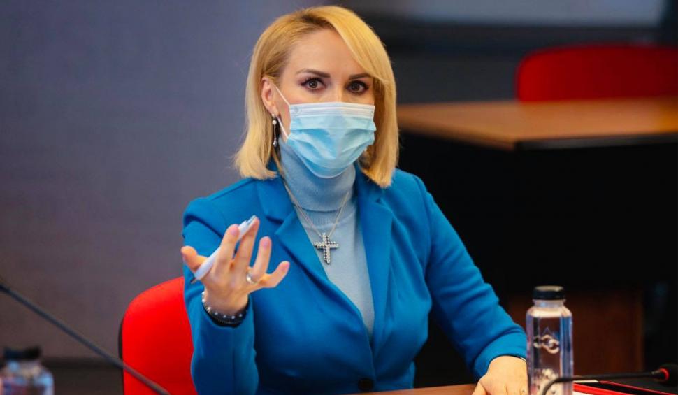 Gabriela Firea: "Vlad Voiculescu este dovada vie a imposturii și a oportunismului care definește guvernul Cîțu"