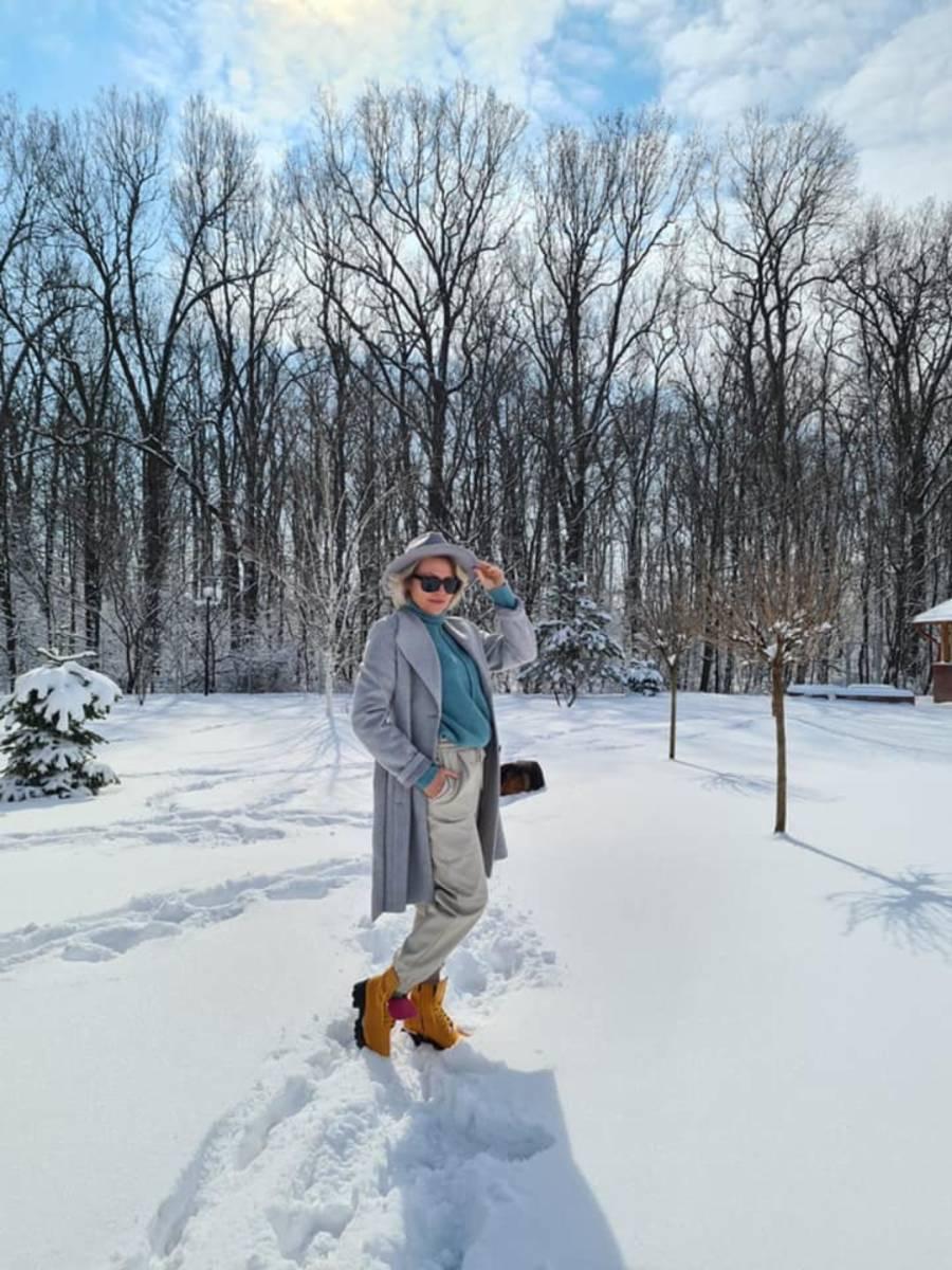 Mirela Vaida, vacanţă de ziua ei. Cum a sărbătorit prezentatoarea TV la munte 699234