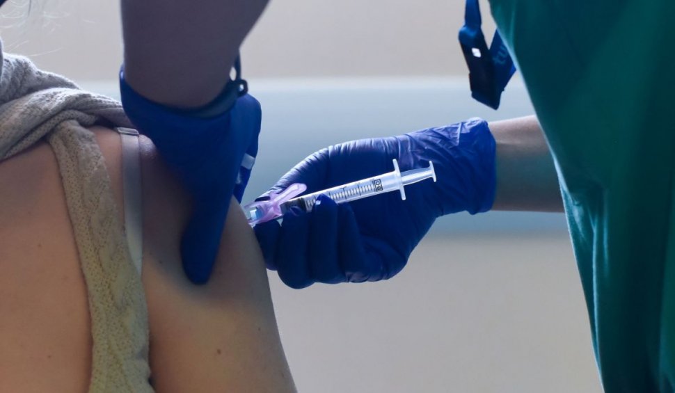 Copii sub 12 ani, injectaţi cu vaccinul Pfizer în cadrul unor teste clinice