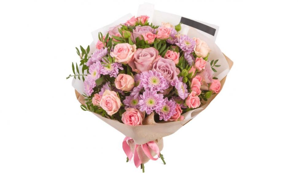 O floare pentru femeia iubita din viata noastra 700525