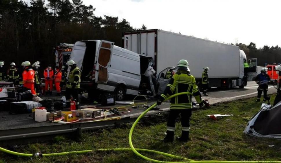 Şofer român, patron al unei firme de transport, mort într-un cumplit accident în Germania 700486