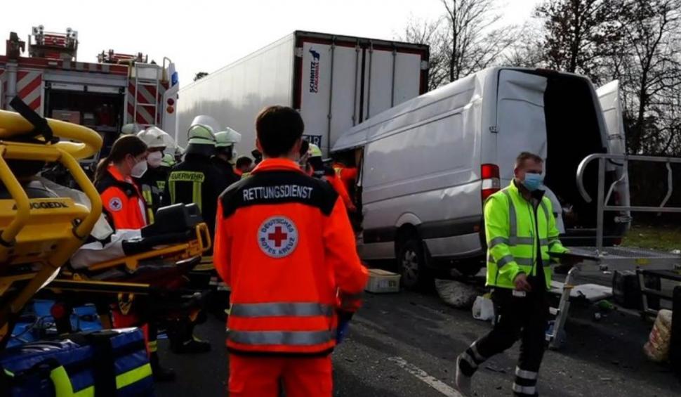 Şofer român, patron al unei firme de transport, mort într-un cumplit accident în Germania 700487