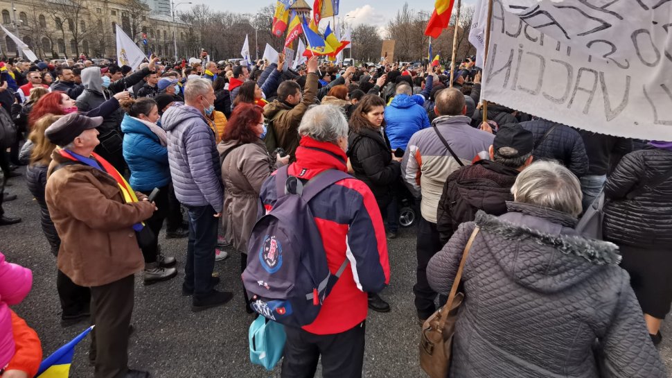 Protest de amploare în Timişoara, faţă de carantinarea oraşului