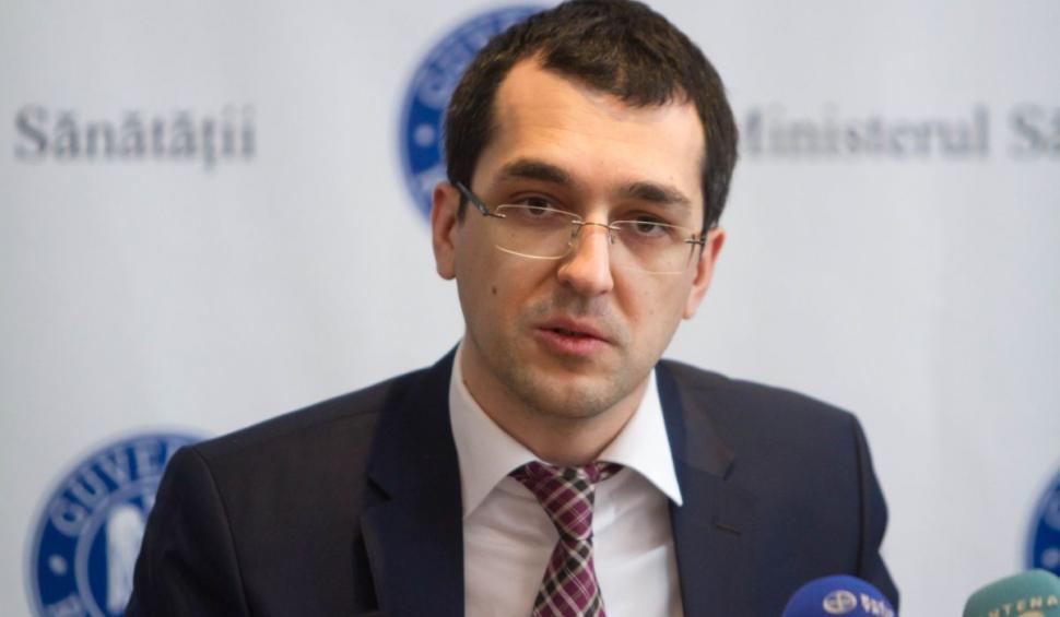 Vlad Voiculescu, după ce a fost fotografiat fără mască: "Am greșit și toate criticile sunt justificate"