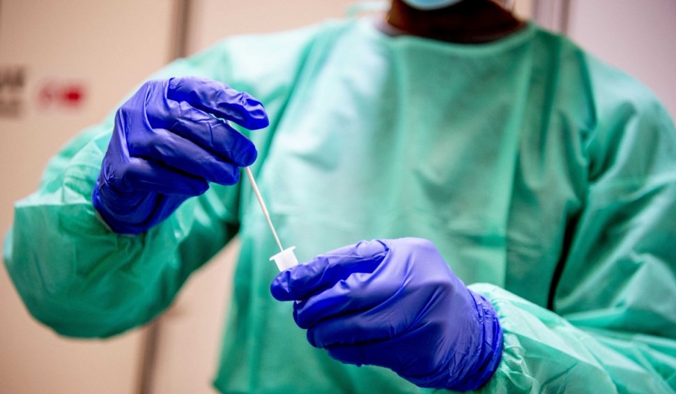 Unul din şapte britanici infectați cu coronavirus suferă de „long COVID”