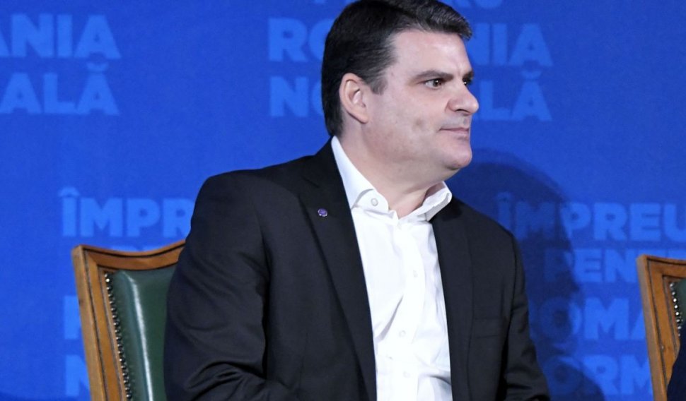 Radu Tudor, scenariu în criza politică: "Revine Nicolae Ciucă premier?"