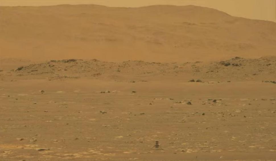 Elicopterul Ingenuity a efectuat, luni, primul zbor motorizat cu elice în atmosfera planetei Marte 703594