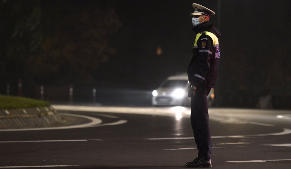 Comandantul Poliției Ploiești a fost filat, mai bine de un an, de un subaltern care voia să îl prindă când lua mită. Ofițerul a fost condamnat la închisoare