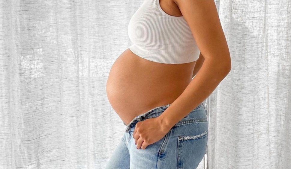COVID-19 provoacă mai multe complicații în timpul sarcinii decât se credea inițial, arată un nou studiu