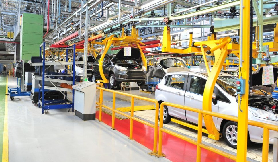 Ford opreşte, din nou, producţia de maşini la Craiova şi trimite acasă un întreg schimb de muncitori