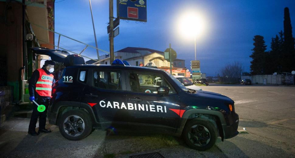 Un italian a murit în braţele soţiei sale, după ce a fost spulberat de o maşină condusă de un român