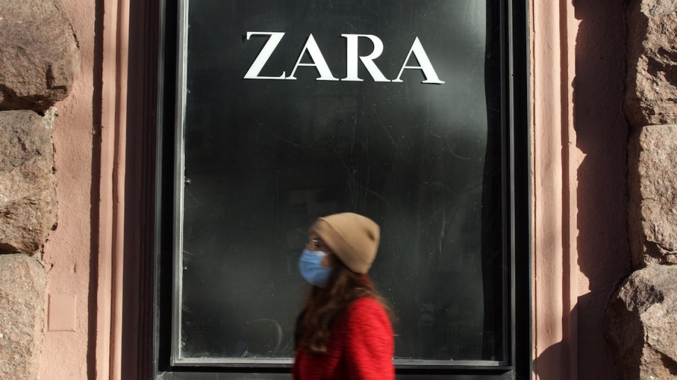 Zara, concedieri masive în România. Profitul s-a înjumătățit anul trecut, pe fondul pandemiei