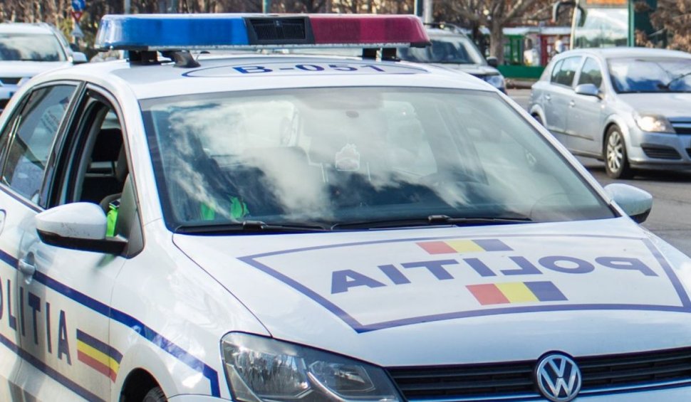 La 74 de ani a speriat radarul. Poliţiştii din Buzău au tras pe dreapta o pensionară care a depăşit limita de viteză cu peste 60 de kilometri pe oră 