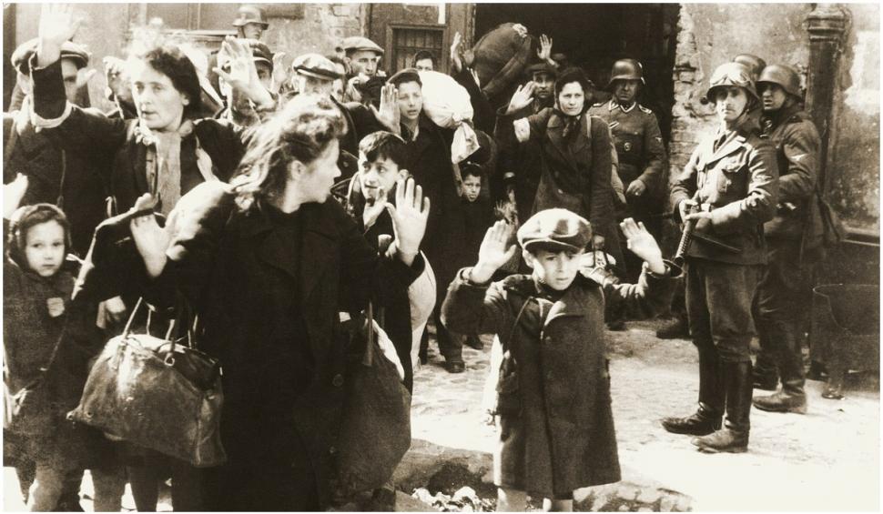 Lecţiile trecutului: 7 mai 1945, Germania nazistă capitula, încheiând astfel Cel De-al Doilea Război Mondial 705935
