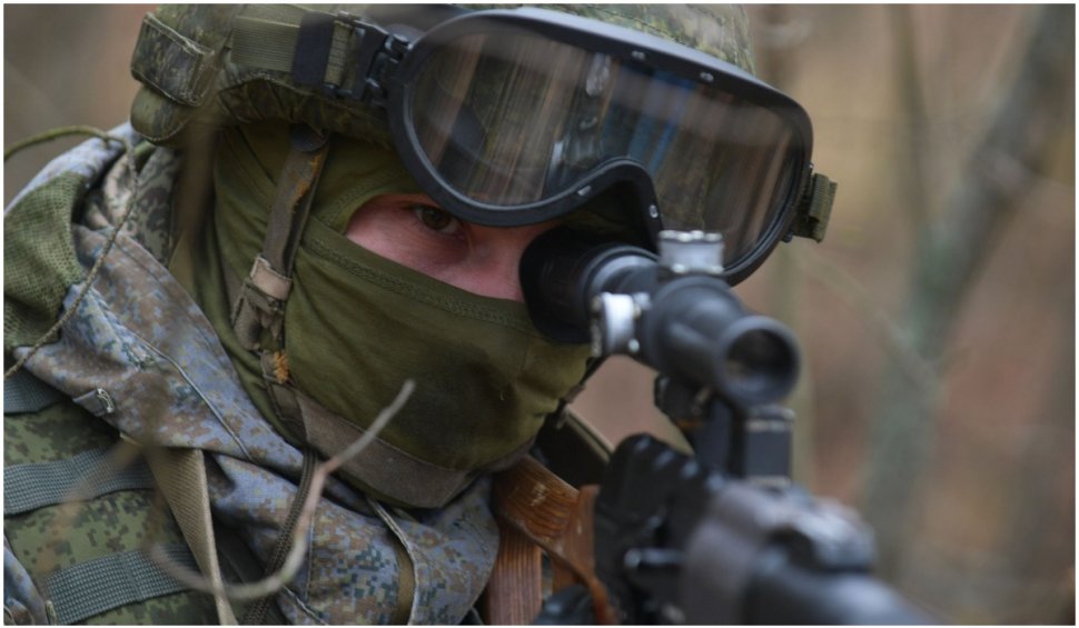  80.000 de soldați ruși rămân la granița cu Ucraina, deşi Putin a anunţat retragerea trupelor