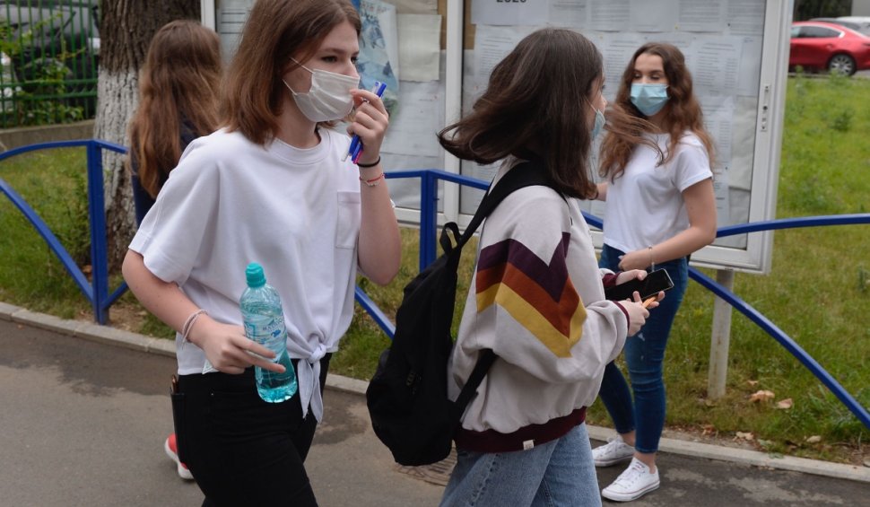 Studenții de la UMF Iași, primiți la examen doar dacă sunt vaccinați, testați sau au avut COVID-19