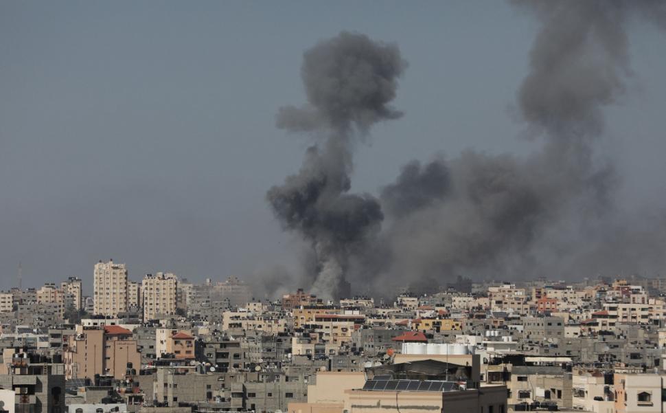 Militanții Hamas au lansat zeci de rachete spre Israel, ca răspuns la uciderea liderilor săi