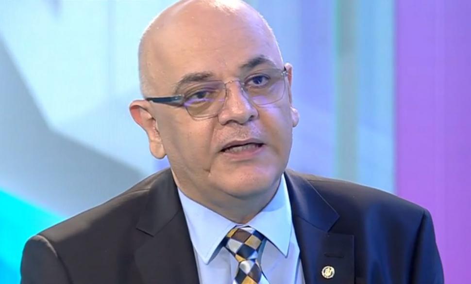 Raed Arafat explică noile măsuri de relaxare: "Magazinele vor avea program normal. Nu se deschid cluburile"