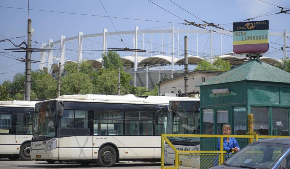 Numărul autobuzelor care circulă în jurul Bucureștiului, micșorat. Ce alternative există