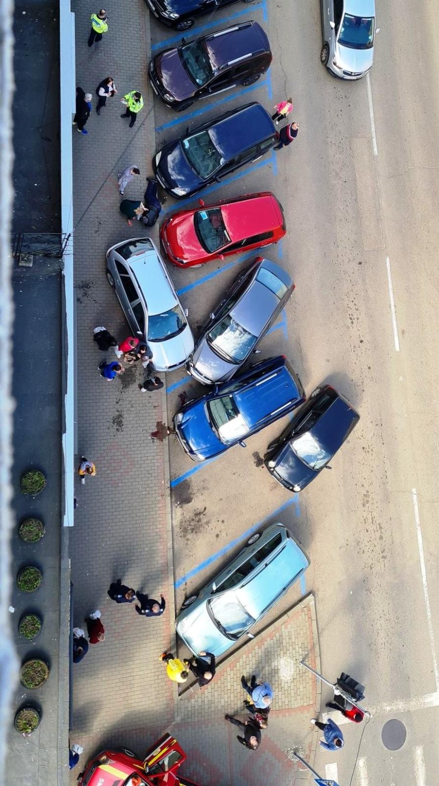 Un copil de 12 ani a căzut într-un castel de apă dezafectat, adânc de 7 metri, în Ialomiţa 707435