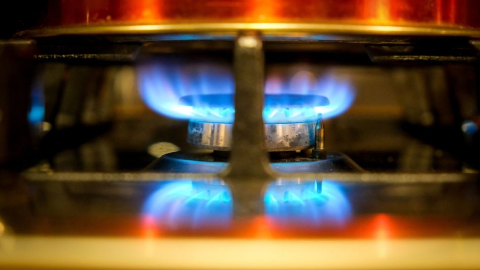 Românii vor plăti cu până la 25% mai mult pentru facturile la gaze, începând de la 1 iulie. Marii furnizori au făcut anunțul