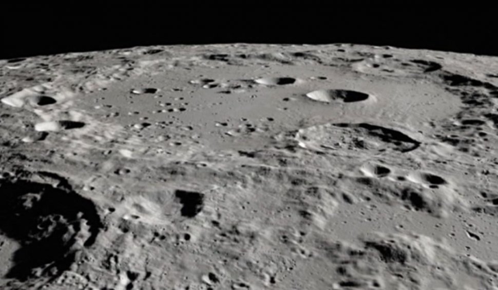 NASA trimite roverul Viper să caute apă pe Lună