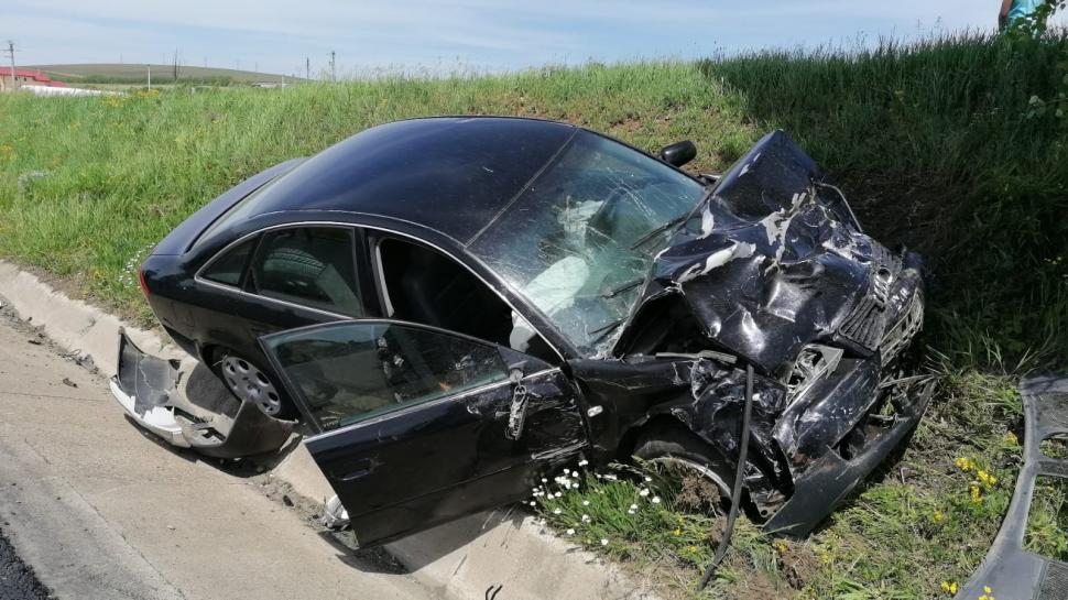Un bărbat a murit în urma unui accident rutier produs pe DE 583 la Iaşi 708061