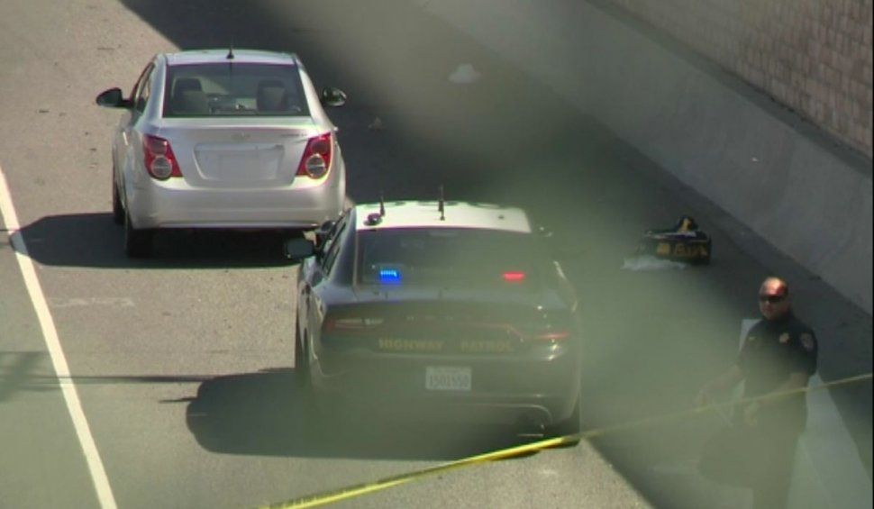 Un copil de 6 ani a fost împușcat mortal pe autostradă după o șicanare în trafic, în California