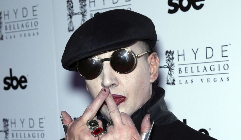 Poliția americană a emis mandat de arestare pe numele lui Marilyn Manson