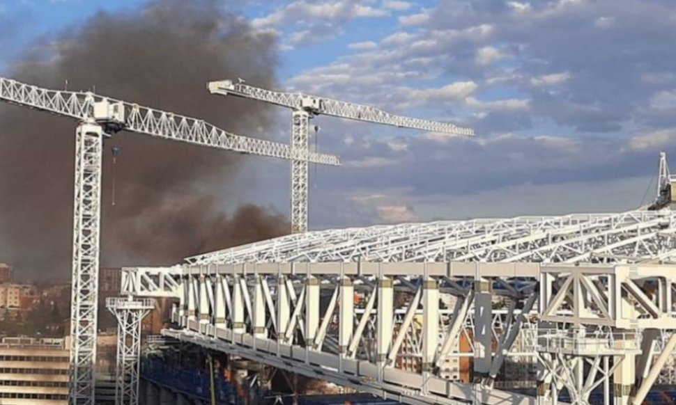 Incendiu violent în Madrid. Stadionul Santiago Bernabeu a fost cuprins de flăcări