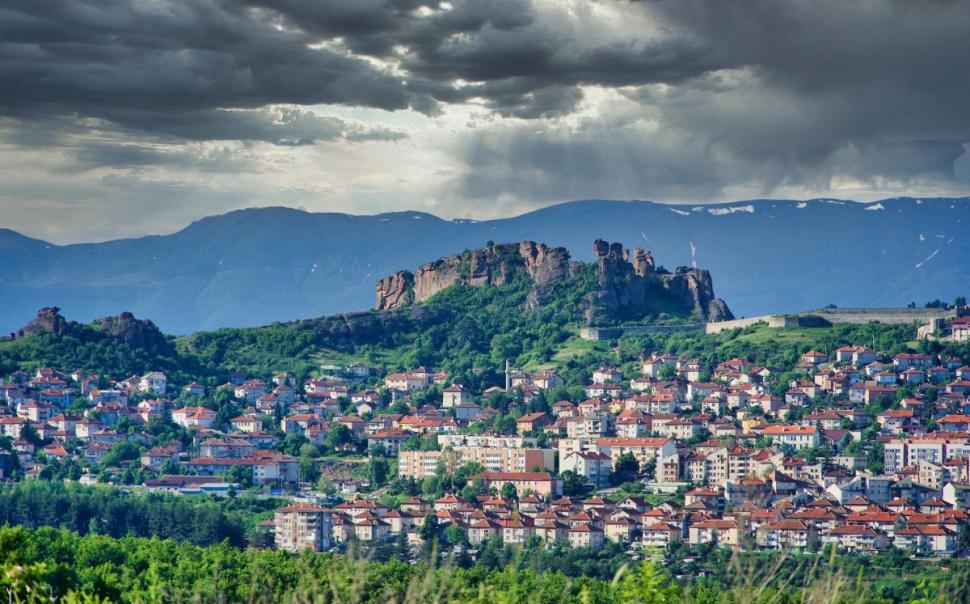 Turiștii români pot călători liber în Bulgaria, fără un document pentru COVID-19