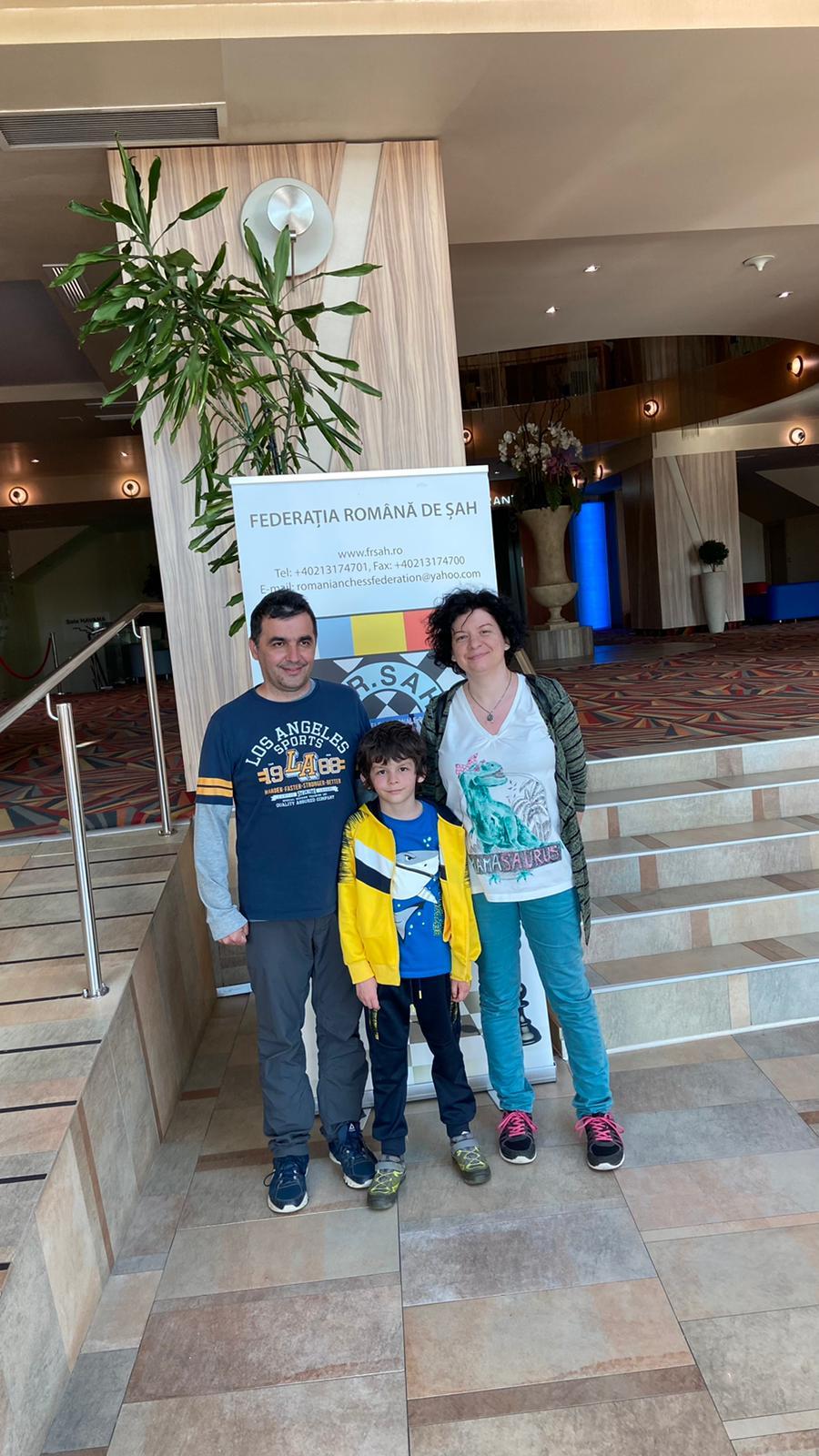 Vladimir Șofronie, un copil de 8 ani din Braşov, este un geniu al şahului 708793