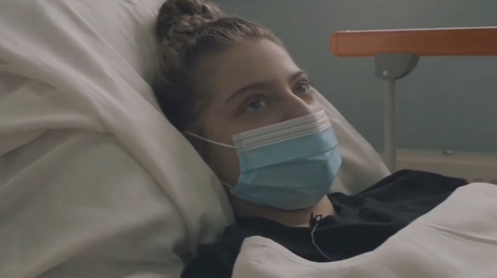 Povestea Mariei, studenta de 19 ani din Rădăuți care și-a revenit miraculos din comă profundă 