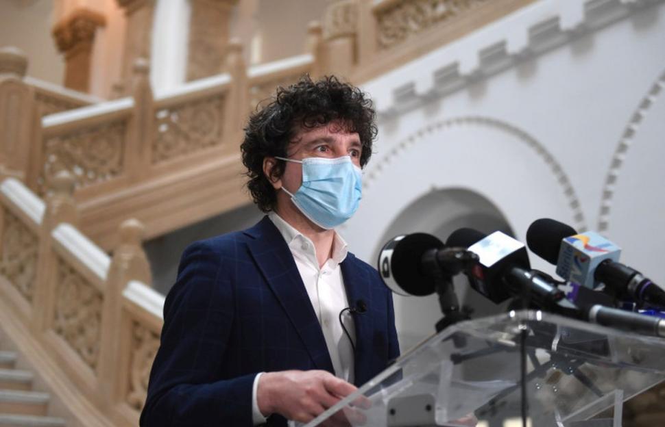 Nicușor Dan anunță cartele de acces pentru angajații din PMB: "Vrem să știm cine și cât muncește"