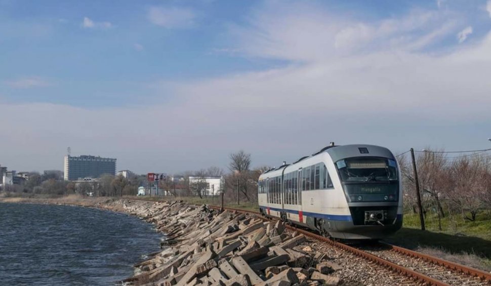 CFR introduce 40 de trenuri suplimentare către Marea Neagră și Delta Dunării, prin programul "Trenurile Soarelui 2021"