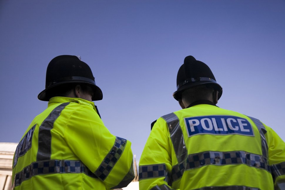  Doi poliţişti români din Londra au fost prinşi că au încălcat carantina, după ce au postat poze din vacanţă pe Instagram