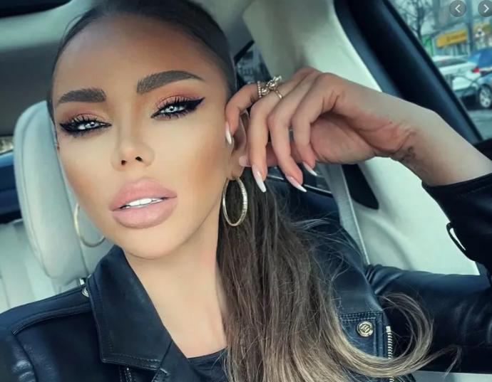 Clinică de chirurgie estetică frecventată des de vedete, cercetată de poliție. Bianca Drăgușanu, intervenții estetice la dentist 710889