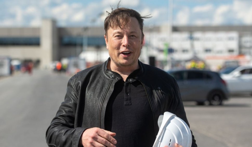 Elon Musk, miliardar fără locuințe. CEO-ul Tesla își vinde ultima casă: ”Proprietățile te transformă într-o țintă”