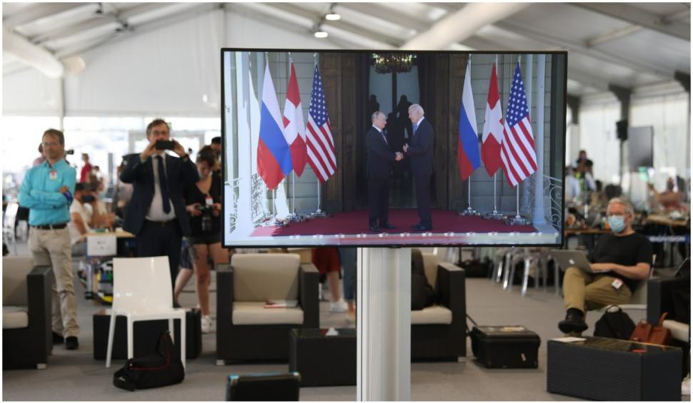 S-a încheiat întâlnirea Biden - Putin de la Geneva. Discuția a durat mai puțin decât era planificat. Urmează conferințele de presă separate 711904