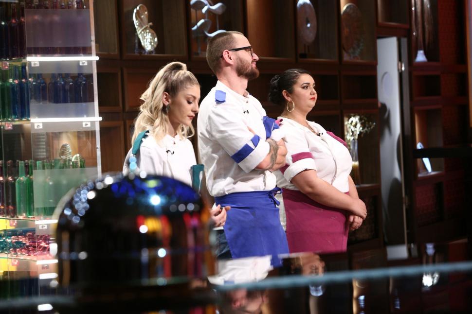 Cu câţi bani a plecat acasă Narcisa Birjaru, prima femeie câștigătoare la Chefi la cuțite 712116