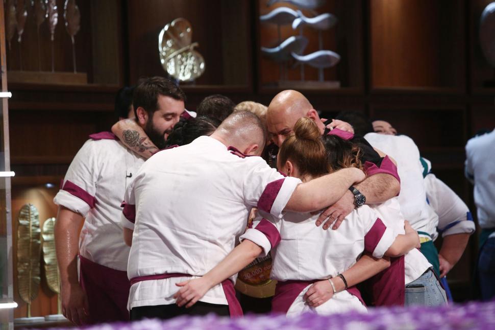 Cu câţi bani a plecat acasă Narcisa Birjaru, prima femeie câștigătoare la Chefi la cuțite 712120