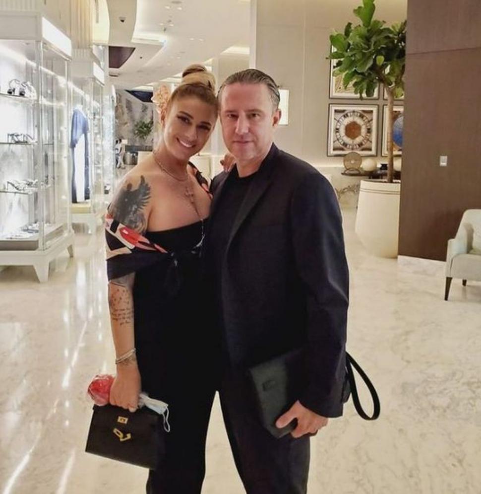 Laurențiu Reghecampf ar fi sunat la 112, după ce Anamaria Prodan ar fi amenințat că se sinucide 712253