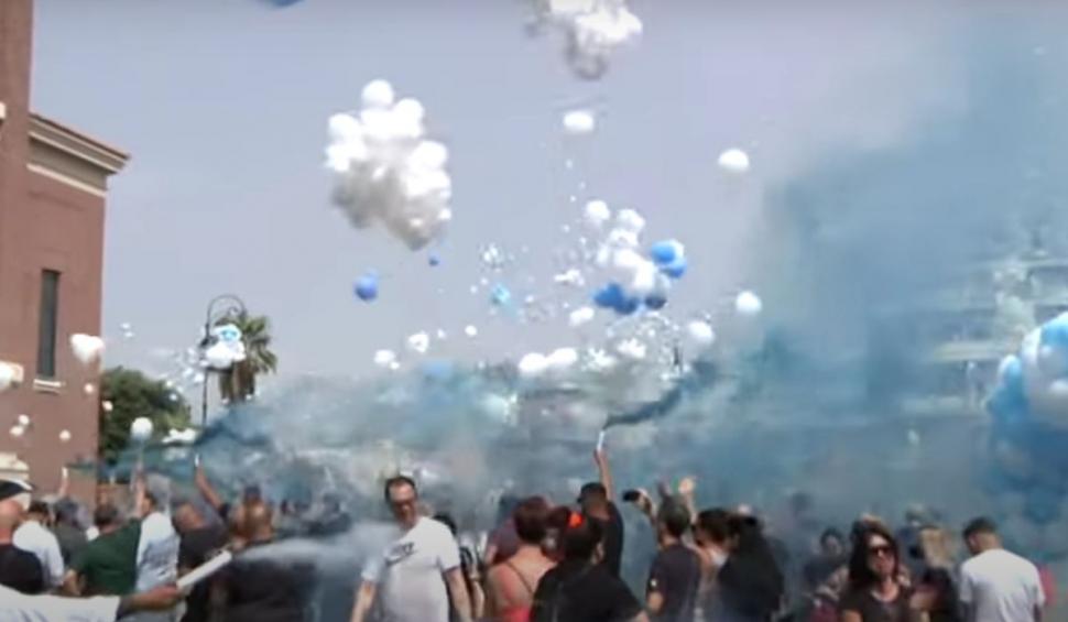 Daniel și David, copiii uciși în Italia de un IT-ist cu probleme psihice, au fost înmormântați. Porumbei albi, eliberați la ceremonie 712502