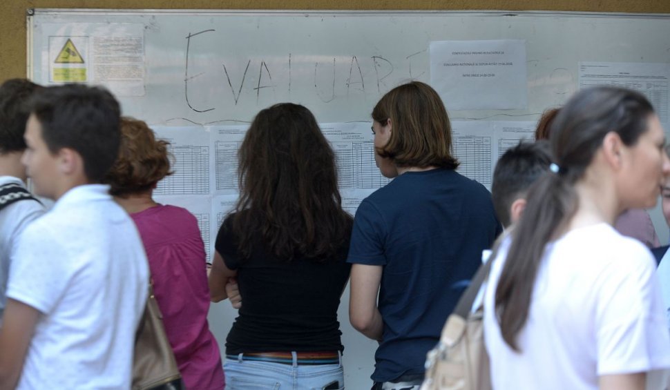 Peste 12.000 de elevi din Bucureşti s-au înscris la examenul de Evaluare Naţională 2021