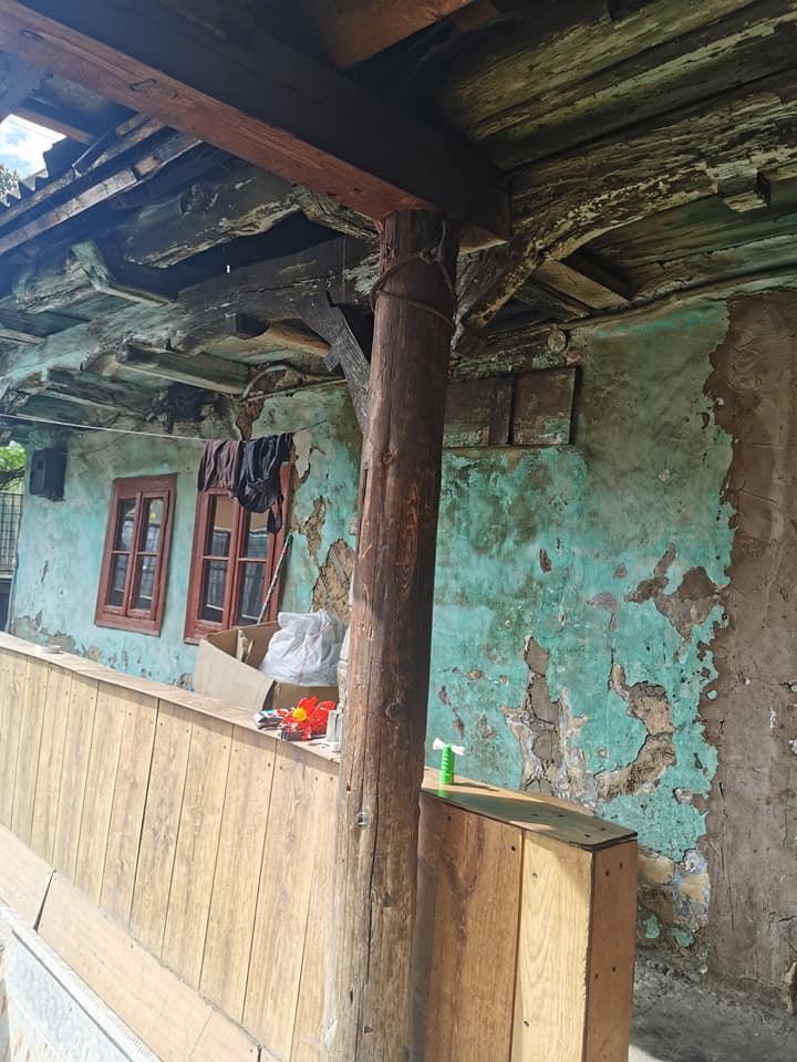 Cinci poliţişti au donat bani pentru un copil de 9 ani din Sighetu Marmației în urma unui filtru pe șosea 712698