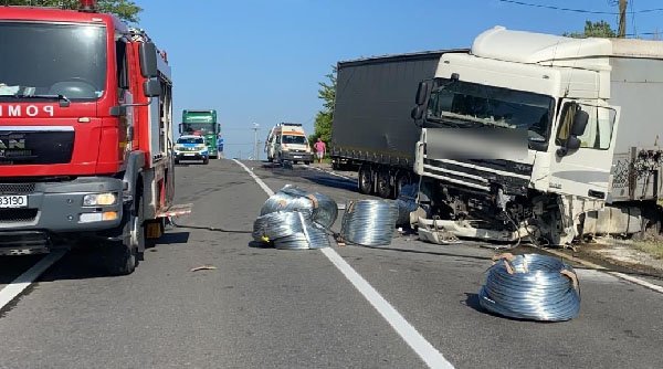Doi adulți și un copil au murit în urma unui accident rutier pe DN1 E60 între localitățile Morlaca – Hodiș
