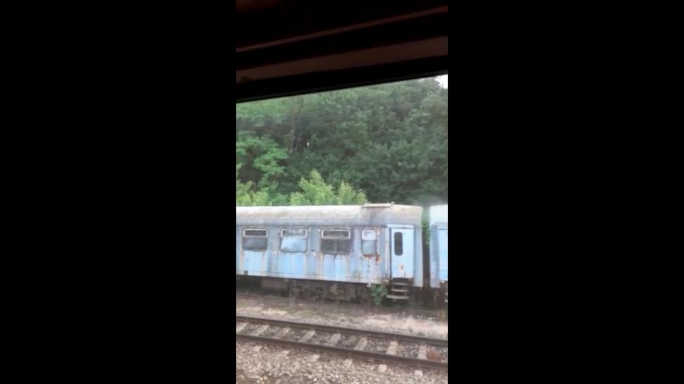 Călătorii blocaţi în trenul Baia Mare - Mangalia, la peste 60 de grade Celsius, cer ajutor, prin Antena 3 713347
